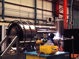 The different parts are welded.<br/>CEA