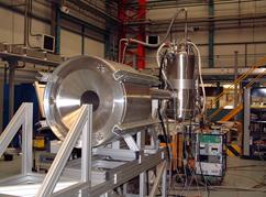 The finished magnet is put in a testing device.<br/>CEA