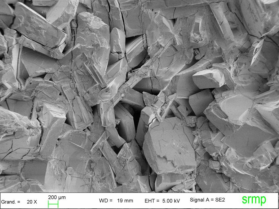 échantillons de cuprate observés par microscopie électronique, Crédits : D. Colson, DSM/IRAMIS/SPEC